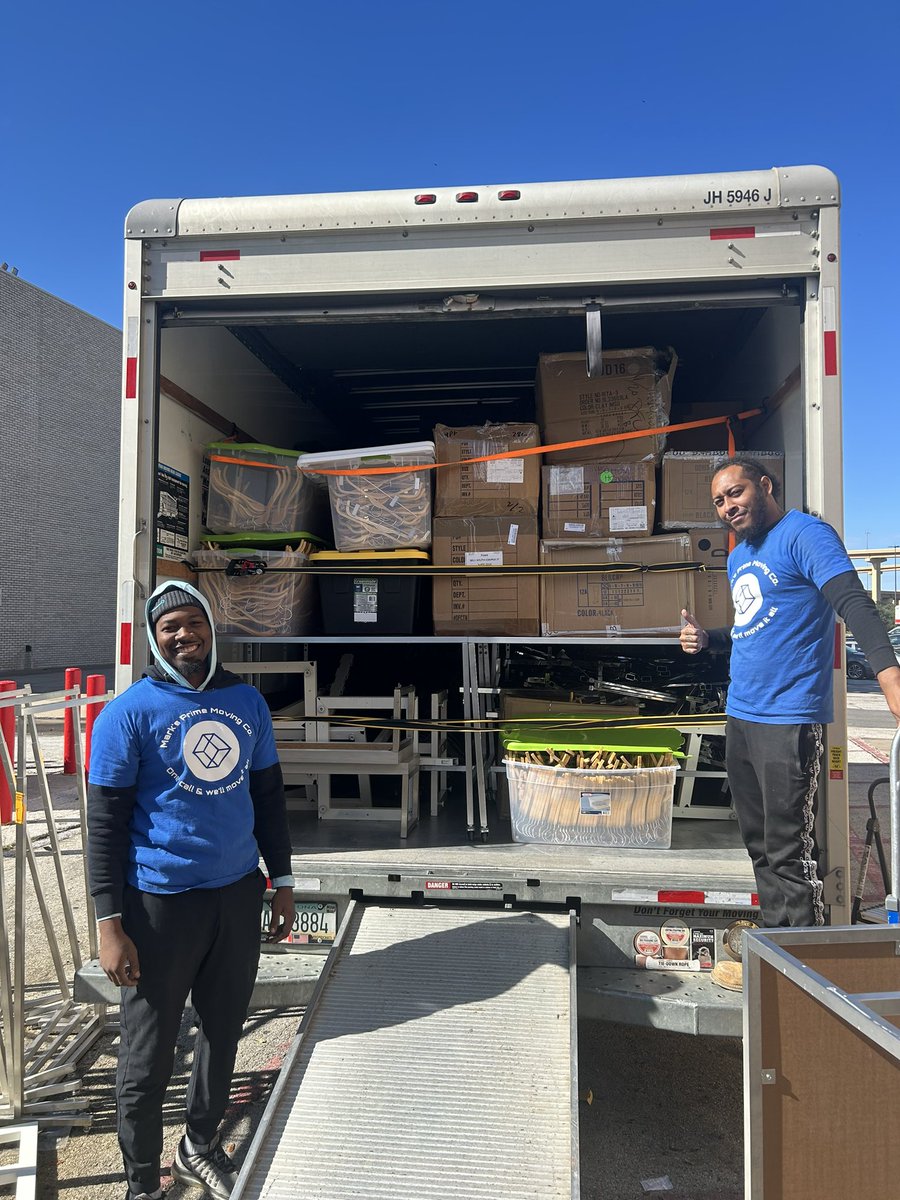 marksprimellc's tweet image. Had the privilege to conduct another commercial move at Northeast Mall in Hurst, Tx. Got a chance to connect with the owner of a retail store called “Wave”.  We’re excited to work with any &amp;amp; all companies in need of moving services. 

#OneCall 📲