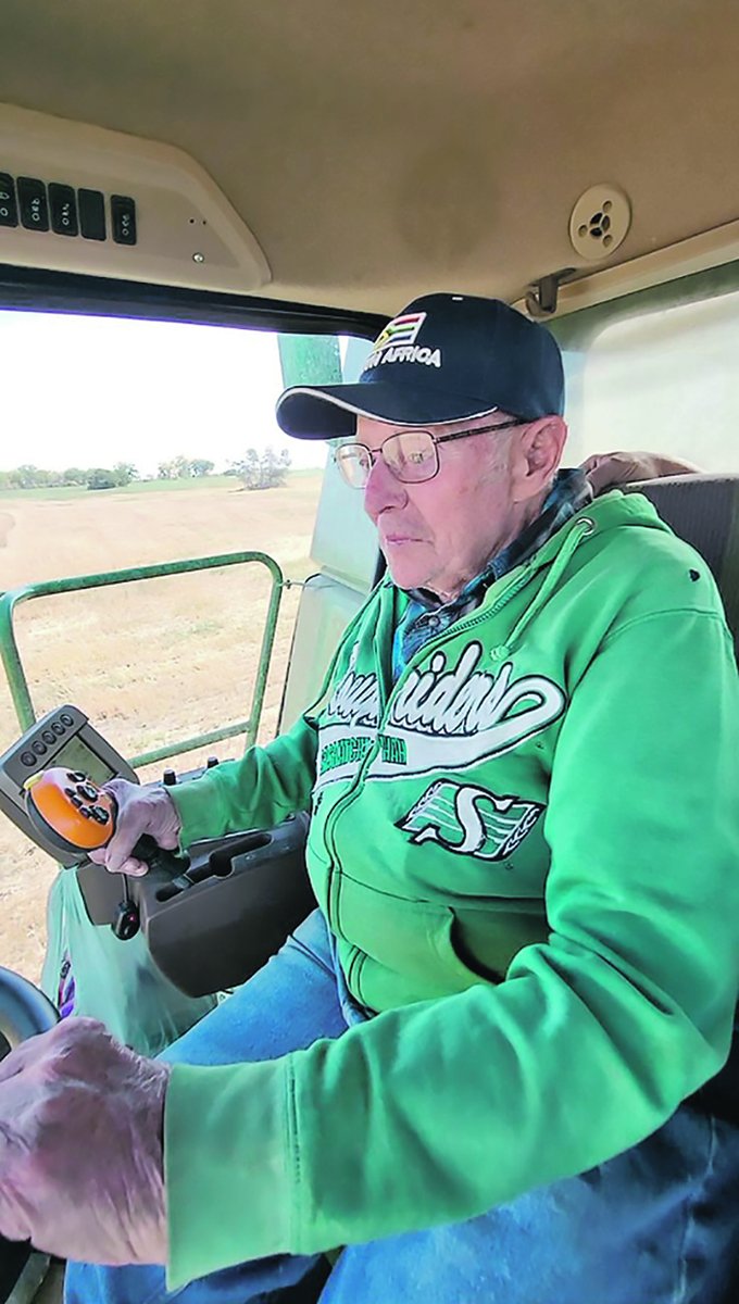 westernproducer's tweet photo. ‘Farming has changed so much’ https://t.co/XHybe4g9VK #westcdnag #cdnag #WP100 https://t.co/cIUVe2Wowu
