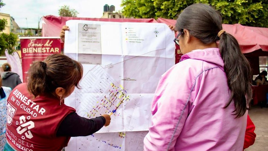 Todos_Somos_PC's tweet photo. ¡Tu voz nos importa! 📢

En las asambleas de #BienestarEnTuColonia, Participación Ciudadana atiende las peticiones vecinales con + de 38 servicios del @GobCDMX, como:

🦷Atención dental
💦Servicios hidráulicos
💡Reparación de luminarias

#TrabajamosParaTi https://t.co/p779OxwzdV