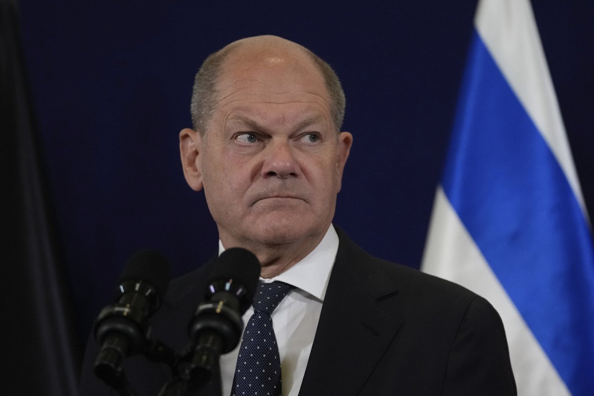 PorazDan's tweet photo. Canciller de Alemania Olaf Scholz:
“La noticia de la muerte de Shani Louk es terrible. Como muchos otros, fue brutalmente asesinada. Esto muestra toda la barbarie detrás del ataque de #Hamas: quién debe rendir cuentas. Esto es terrorismo e #Israel tiene derecho a defenderse”. https://t.co/hVI1BrJY2y