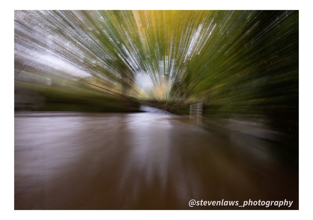 Zoom blur @grosmont @visitnorthyorkshire 

Taken with @Lumix s5 20-60mm with a @kfconcept filter

#ford #grosmont #grosmontford #riveresk #eskvalley #northyorkshire #northyorkshiremoors #river #kandfconcept #filters #ndfilter #zoomblur #zoomblurphotography #appicoftheweek