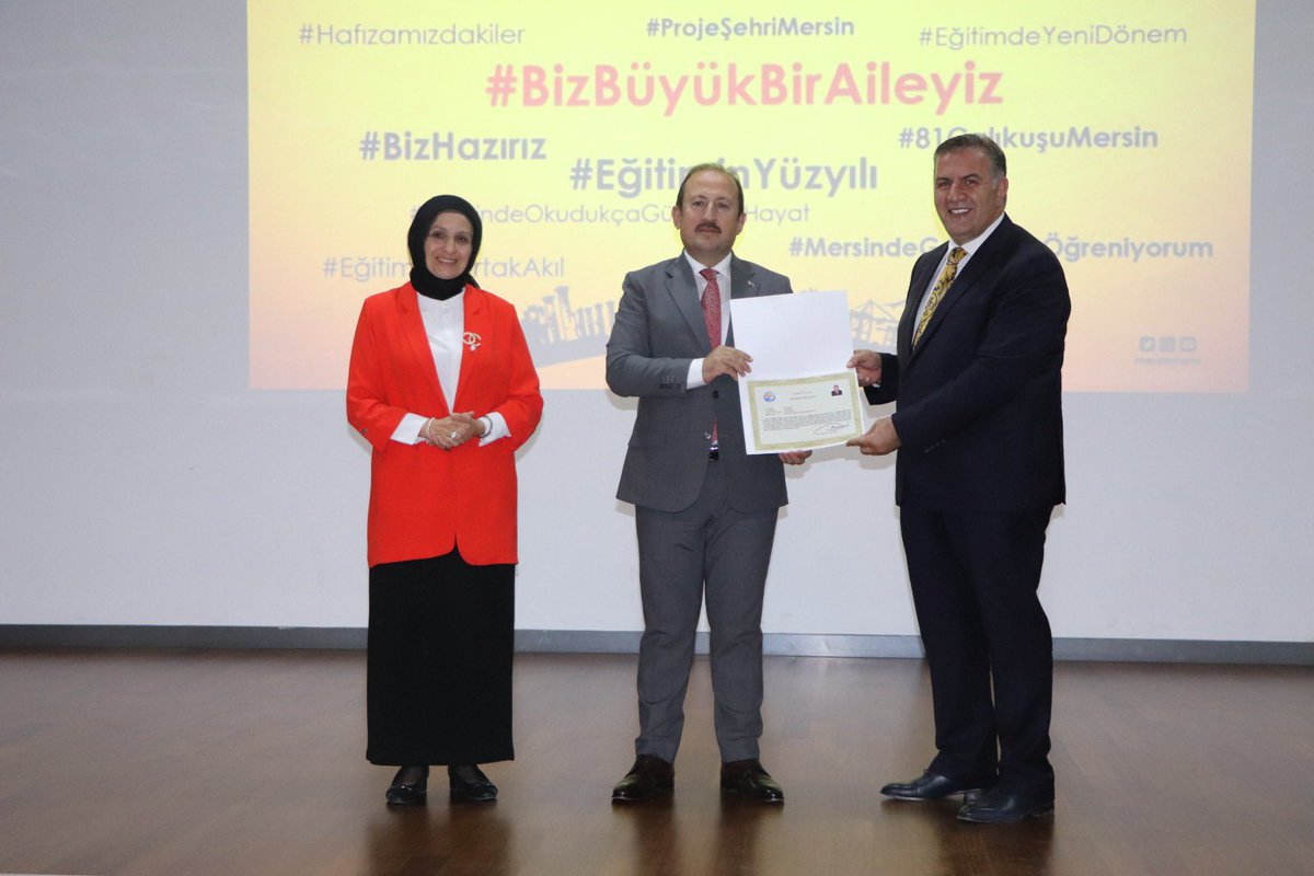 İl Milli Eğitim Müdürlüğümüz tarafından, Sayın Valimizin ve il protokolünün teşrifleriyle 2015-2023 yılları arasında Mersin İl Milli Eğitim Müdürlüğü görevini sürdüren Sayın Adem KOCA için veda yemeği düzenlendi. ✍️ mersin.meb.gov.tr/www/sn-adem-ko… @ahpehlivan53 @fazilet_durmus