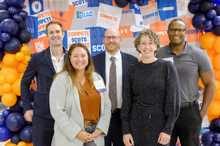 Earlier this month, Macalester held its M Club Hall of Fame ceremony, uniting 200+ alumni, students, and college leaders. Congratulations to Roland Broughton '00, Jesse Crandall '01, Karin Halvorson '01, Liz Hajek '02, and Andrew Porter '03 for their remarkable achievements!