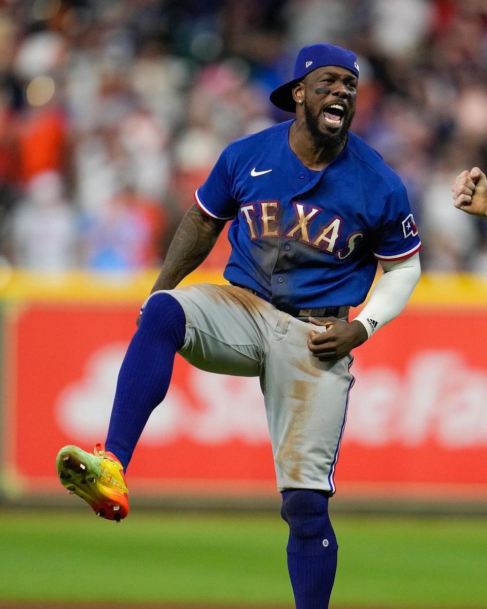 Baseball Pics that go hard tweet media