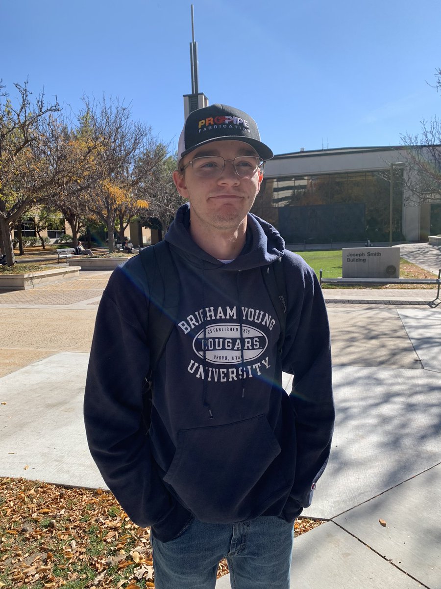 a23bryanbarba's tweet image. Freshman at BYU.
Me: How do you study for big tests?
Him: I don’t.

Dallin Baker.

#comms321