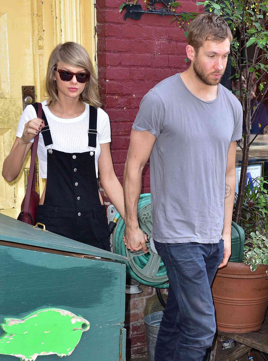 DillyDaley's tweet photo. @PopCrave “historically, taylor’s always been super private…” 

sure, jan. https://t.co/2RZYTH8xNR