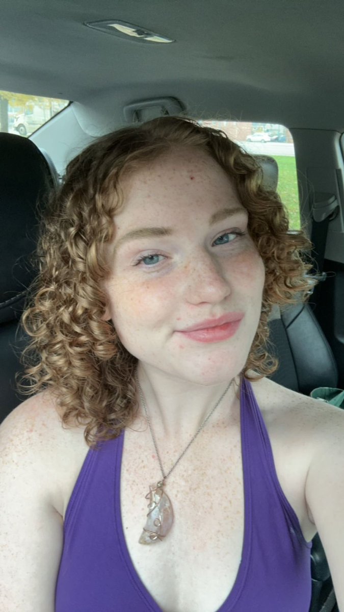 sam_ash6's tweet photo. hi guys!! still super behind on jrwi, but i cut my hair, and i’m turning 20 next week! crazy that i made this account in 2020 when i was 16… wild https://t.co/37r8bb51TO