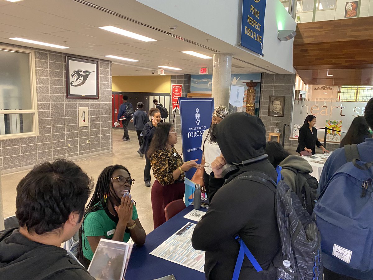 Thank you to all our College and University partners for an amazing College/University fair. 
@TCDSB @UofT @YorkUniversity @mylakehead @McMasterU @BrockUniversity