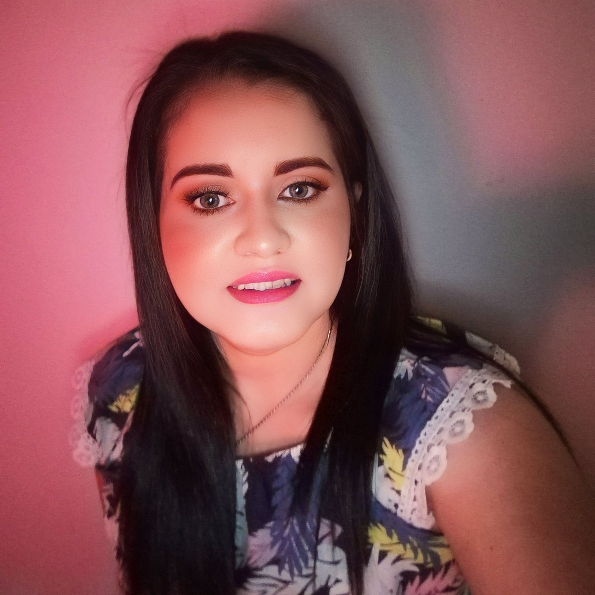 Cyn_Rolon's tweet photo. #NuevaFotoDePerfil https://t.co/4FG0uKRt7K