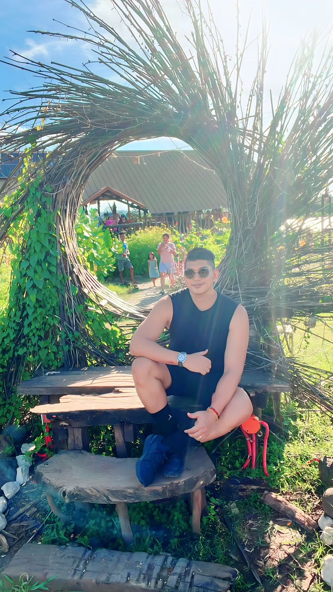 Renzmichael18's tweet photo. @barasrizal😍 https://t.co/Pp2Nxp1389