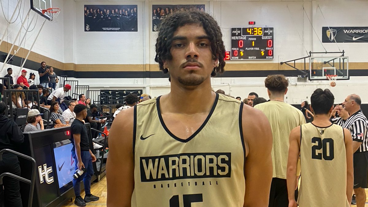 Devin_Ugland's tweet photo. Final notes from the @coreprepacademy Fall Classic: '25 Peyton White productive + versatile on both ends, '25 Tae Simmons' rebounding + rim-running, Windward's glue guy Louis Bond + Perry &amp; Khamenia pace HW to victory.

READ: https://t.co/G90ITBUDhT https://t.co/Al5mC0goVW