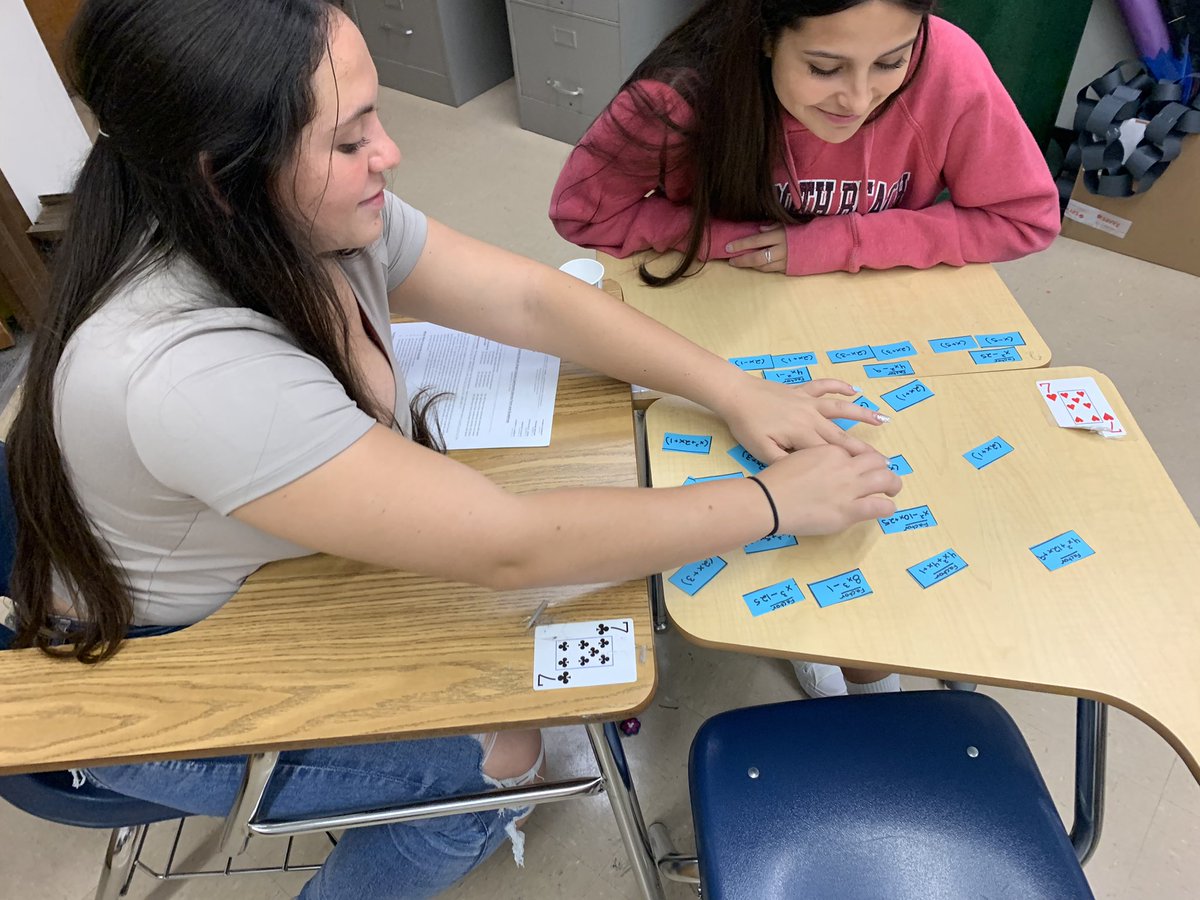 Practicing our polynomial identities in Algebra 2 today by matching up factor pairs #onehurricanr <a href="/CHSCanes/">Citrus High School, Inverness, FL 🌀🌀🌀</a>