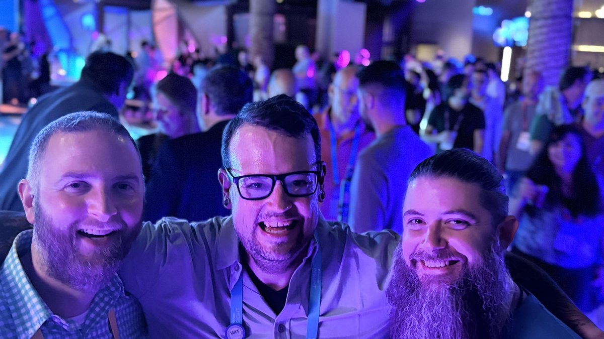 inkedtater's tweet photo. Hard to believe it has been a week since @NetApp #INSIGHT23 and I got to hang with the coolest kids in enterprise storage and cloud ops: (featuring the #troubleTrio of @mekkacodes and @phoebegoh during and after our session) and the kickass Netapp Community Gurus (@DrewClaybrook and @datacenterdude)