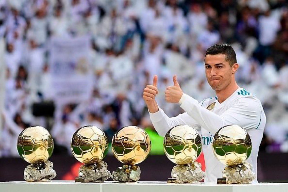 papolil's tweet photo. @InvictosSomos Recuerdo cuando el balón de oro se ganaba, no se regalaba. 
NO LEO LLOROS NARIZONES!!! https://t.co/mYYkDHNUIF