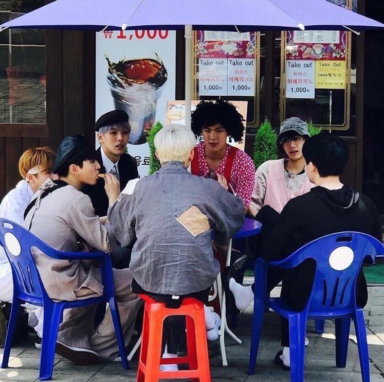 softforMX7's tweet photo. Just let me miss them with my whole damn heart today. Let me wish extra hard today that we can see them together again with all my heart 🥺 https://t.co/bOqrqleL7p