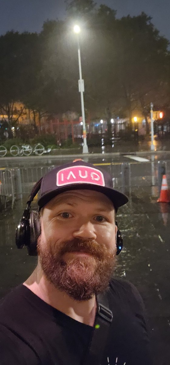 Player1Taco's tweet image. Unbothered. Moisturized. Happy. In My Lane. Focused. Flourishing.

#JrIntern to the #SrIntern