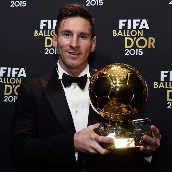 futeuropeeu's tweet photo. "Eu nunca imaginei que teria uma carreira como essa, obrigado meu Deus!!"

- Lionel Messi https://t.co/KMNboQsTJ6