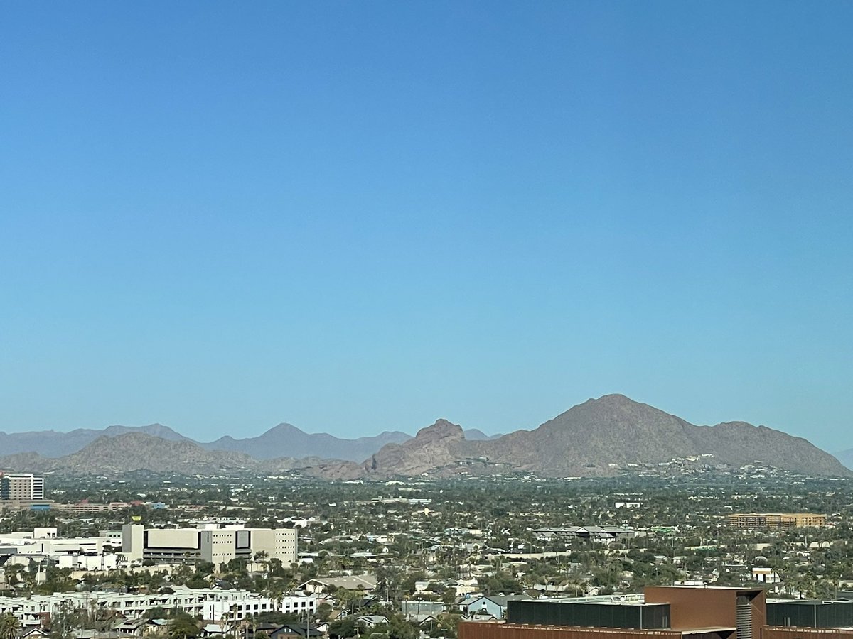 CallDT's tweet photo. My FIRST-EVER trip to the western part of these GREAT United States is with my Dad to see my Arizona Diamondbacks in their Home! 🐍🐍❤️🖤

Oh, &amp; it’s during this thing called the #WorldSeries!

What up, Phoenix?!

#DBacks #SnakeBitten #Diamondbacks #Diamondbacks #Arizona #MLB https://t.co/v17C0AsNI2