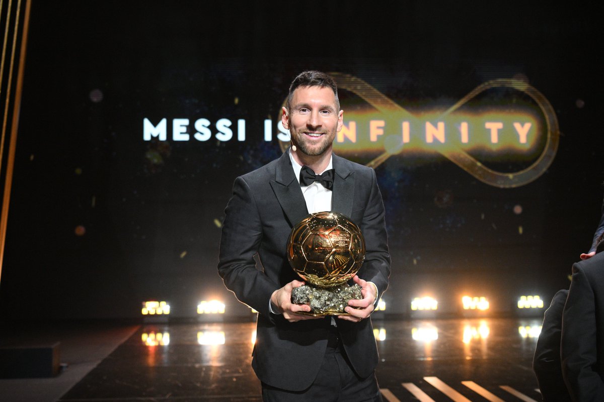 Messi is infinity! 8 Ballon d'Or! 🌕✨ #ballondor