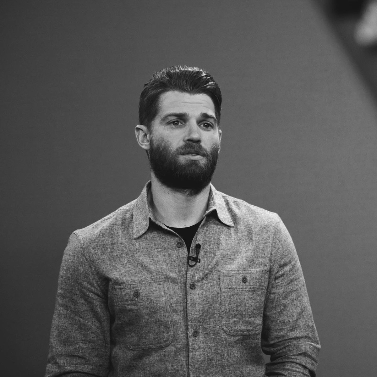 MikeVogelCom's tweet photo. Throw๐ | ๐๏ธ October 9, 2017
The beard is everything.
๐ธ NBC 5 DFW Studios
#mikevogel #thebrave #nbcthebrave #thebravenbc #captainadamdalton #adamdalton #nbc #nbcstudios #nbc5dfw https://t.co/lfiG49NBJq