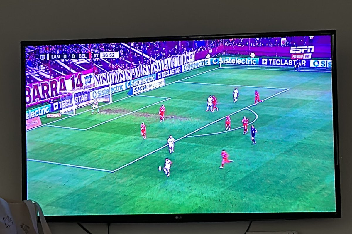En serio se puede jugar con tanto en contra.. vergonzoso