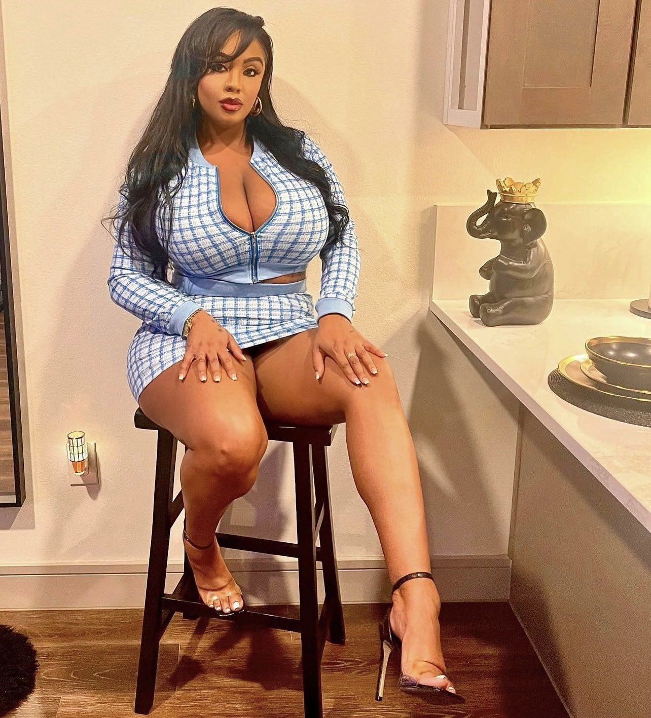 Taking bookings Now in Dallas , TX email missbenton26@gmail.com for serious inquiries 💋 I’m also available for video chats ! #dallas #texas https://t.co/G9oQDHIXN8