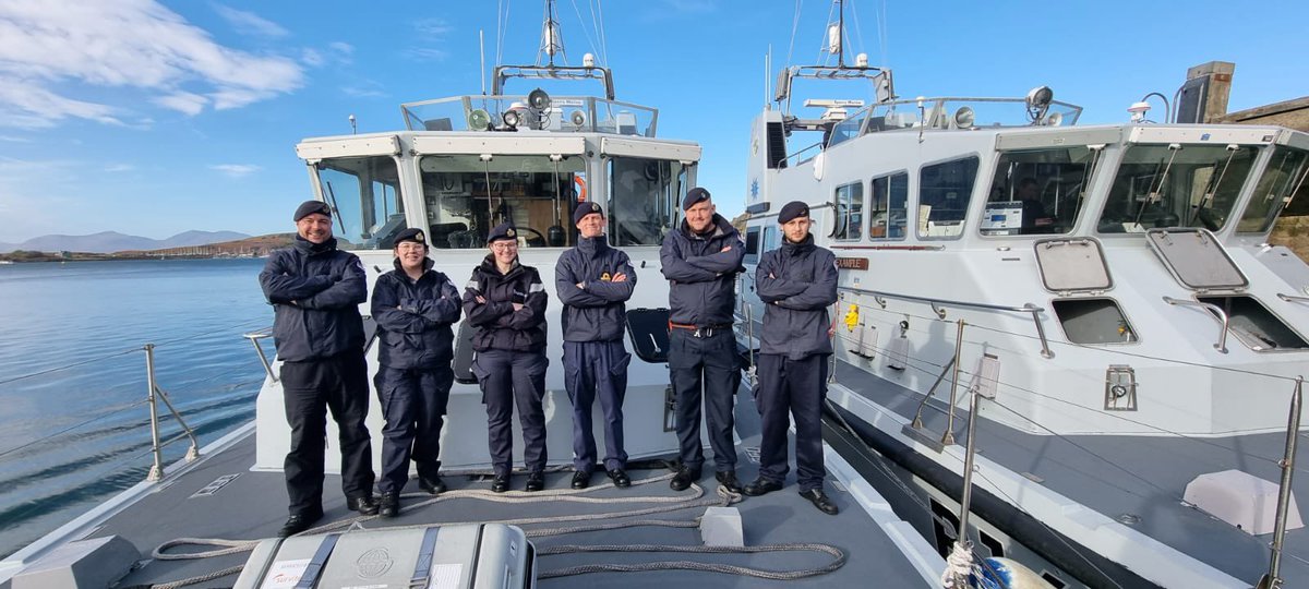 Officer Cadets from @EdinburghURNU and @URNUBelfast have been embarked throughout, getting hands on experience with Royal Navy life in a unique environment #CoastalForcesSquadron #SmallShipsBigImpact