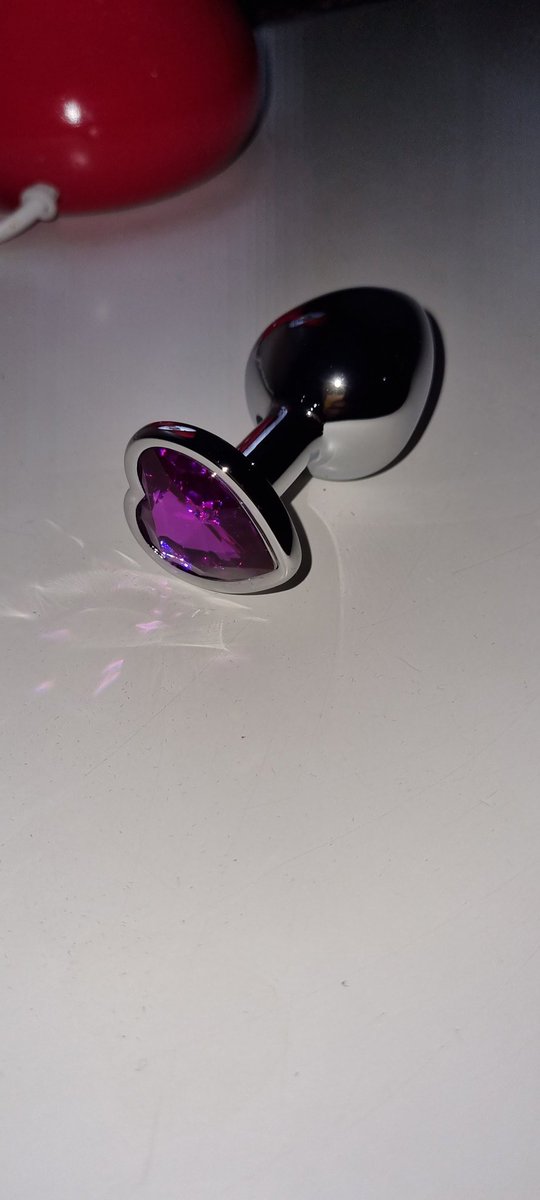 Kelia_Puppy's tweet photo. Nuovo giocattolino arrivato, adesso va solo indossato in casa e mentre si esce, cosi da capire il ruolo che si ha. #plug #plugmetal #femdom #sissification #anal https://t.co/NILFLKx8jZ