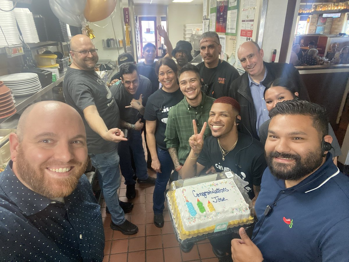 #herewegrowagain Congrats to @JbrizM1 for becoming the 702s newest GM! Well deserved and I can’t wait to see what you can do at Chilis North Las Vegas! 🎉🌶🎊 @Chilis @StephanieKeeli5 @hasquet