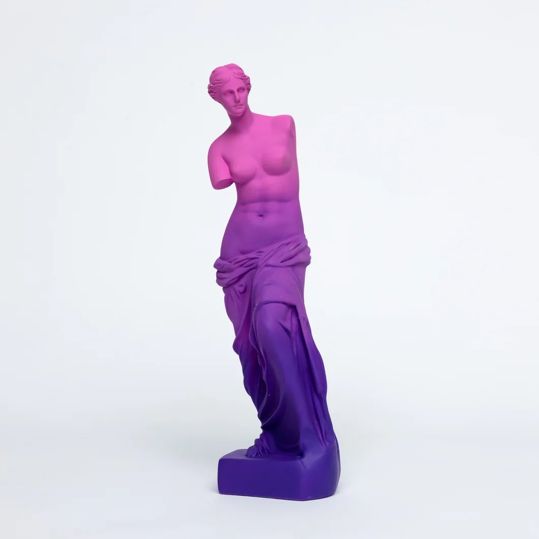 TrevorWayne's tweet photo. Finally! These amazing statues back in stock! In store or at https://t.co/Ti73xjnzkt https://t.co/fL4lvj3gI5
