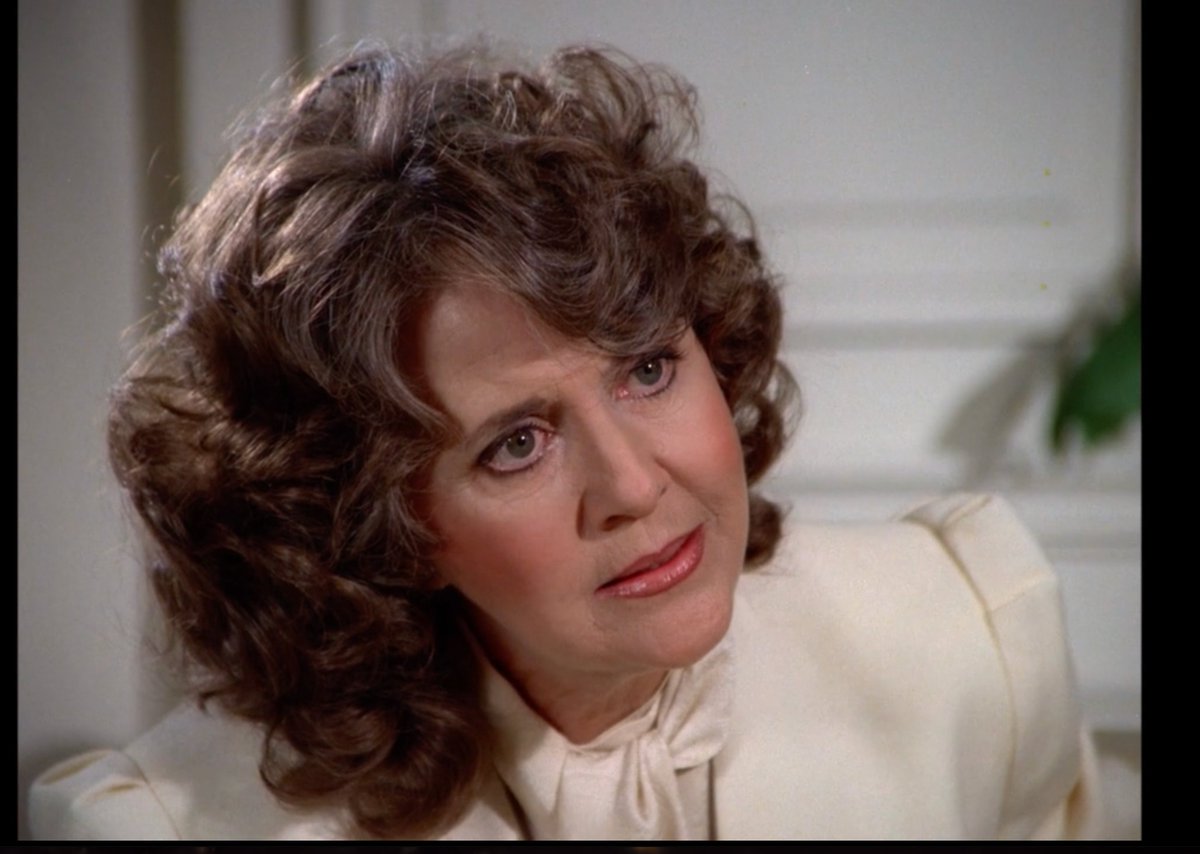 isilgupsirhc's tweet image. Dynasty S3E2  with the Romulan Commander from The Enterprise Incident - #STTOS  - Joanne Linville playing a newspaper reporter 

imdb.com/title/tt056754…