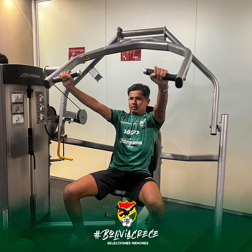 bolivia_crece's tweet photo. INICIAMOS UN NUEVO MICROCICLO DE TRABAJO SUB 15

El preseleccionado sub 15 , encara su 13avo Microciclo de trabajo al mando del profesor @Pescobar10 , los jugadores arrancaron con los entrenamientos e con una sesión a doble turno.

#BoliviaCrece https://t.co/zD5WIRSWgb