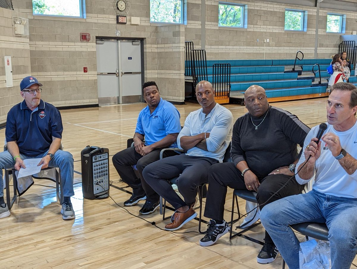 ChicagoRPFPC's tweet image. More great photos 📸 from an awesome event! 

#WhoAmI #RPFPC #NFLPAChicago