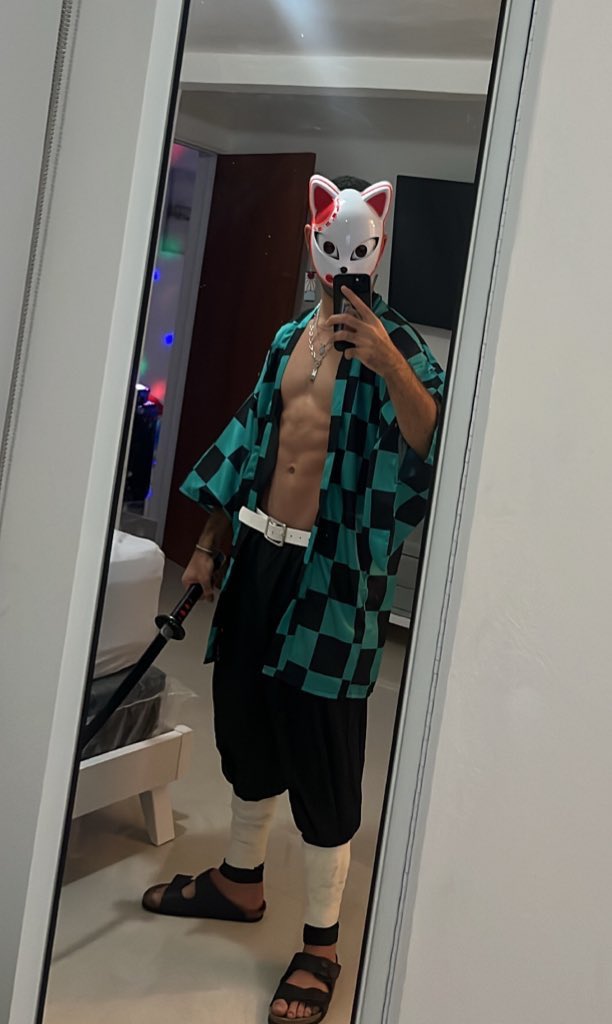fernan1771's tweet photo. 🎃🎃 #Tanjiro https://t.co/9UxIVBY2r5