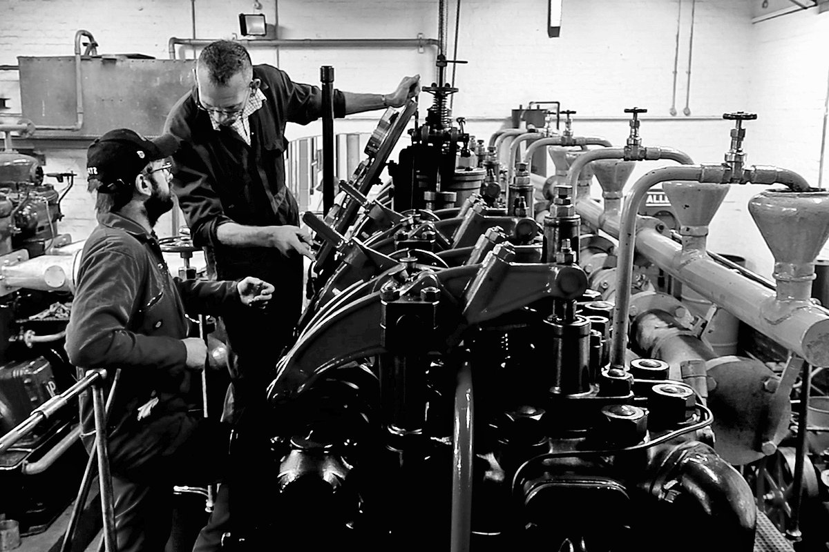 scullridge's tweet photo. Running the massive 1924 Stockport-built Mirrlees Bickerton & Day pumping engine @FenEngineMuseum #Prickwillow on Sunday
(comfortably in top 10 best sounding diesel engines ever #songofthefens) https://t.co/aPttEy6uiV