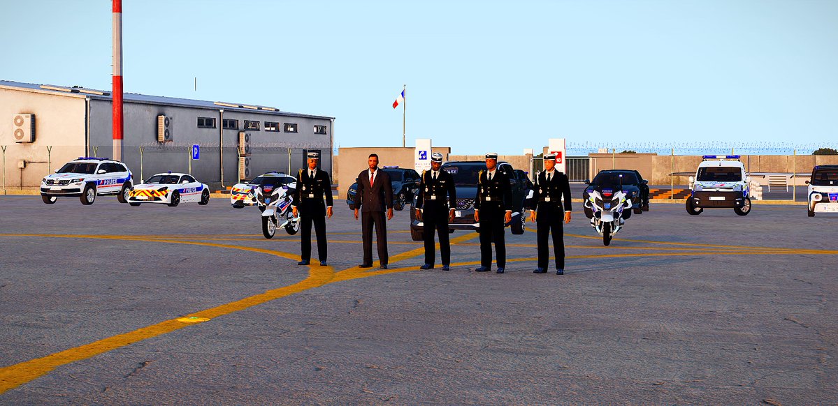 PN_A4L's tweet photo. Hier le 30 Octobre, le Commandant Simon Rattolers quittait ses fonctions au sein de notre institution. Nous félicitons les nouveaux commandants David Chester et Thomas Grandbois. Ils constituent le nouveau Corps de Direction de la Police de Malden.
Merci au @sdis_a4l &amp; @SADM_A4L https://t.co/4ebUMePtl5