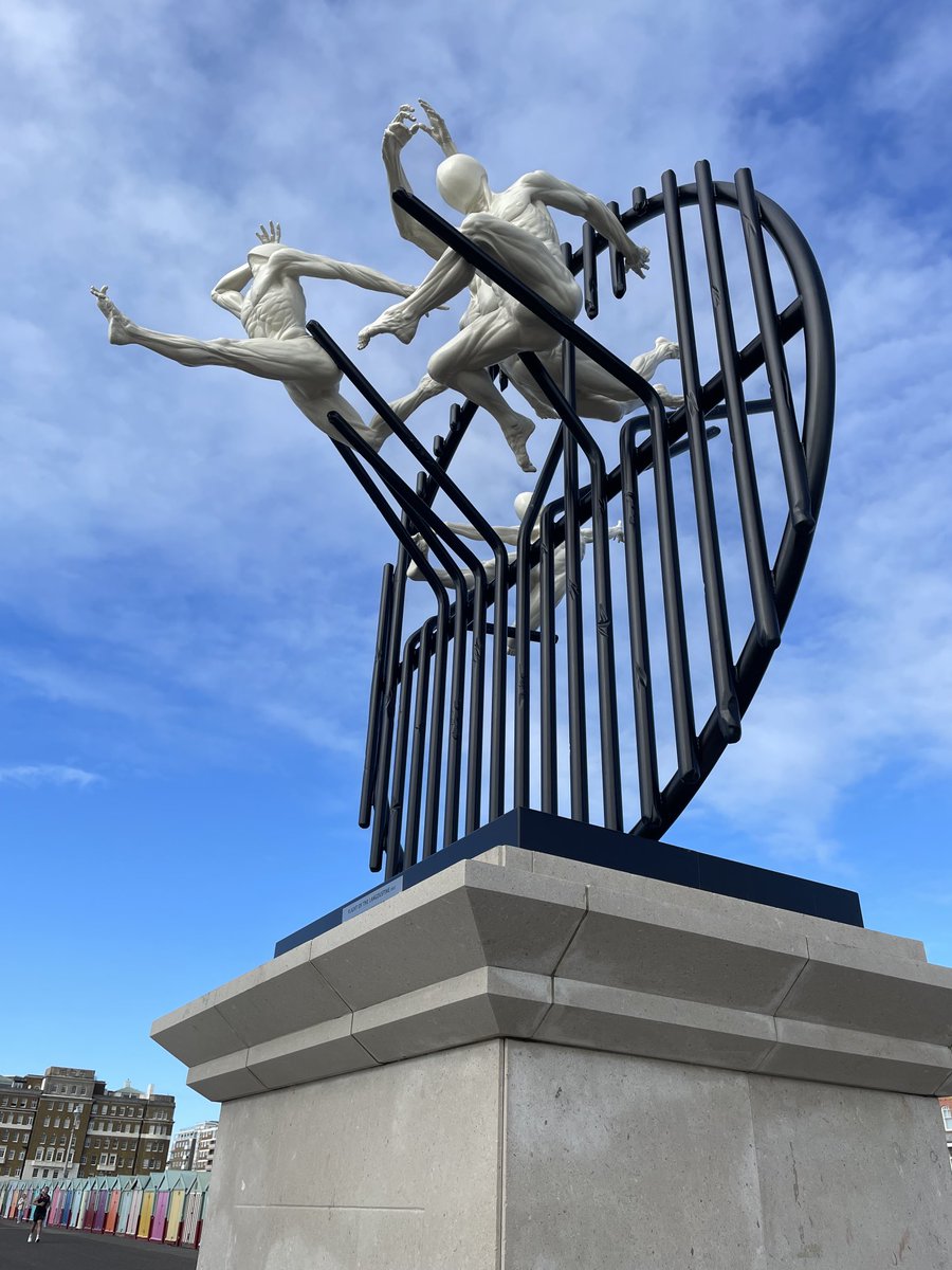 Really like this new sculpture on Hove Plinth by Pierre Diamantopolo inspired by lobsters escaping from a lobster pot Really striking & works from so many angles #sculpture #art #expression