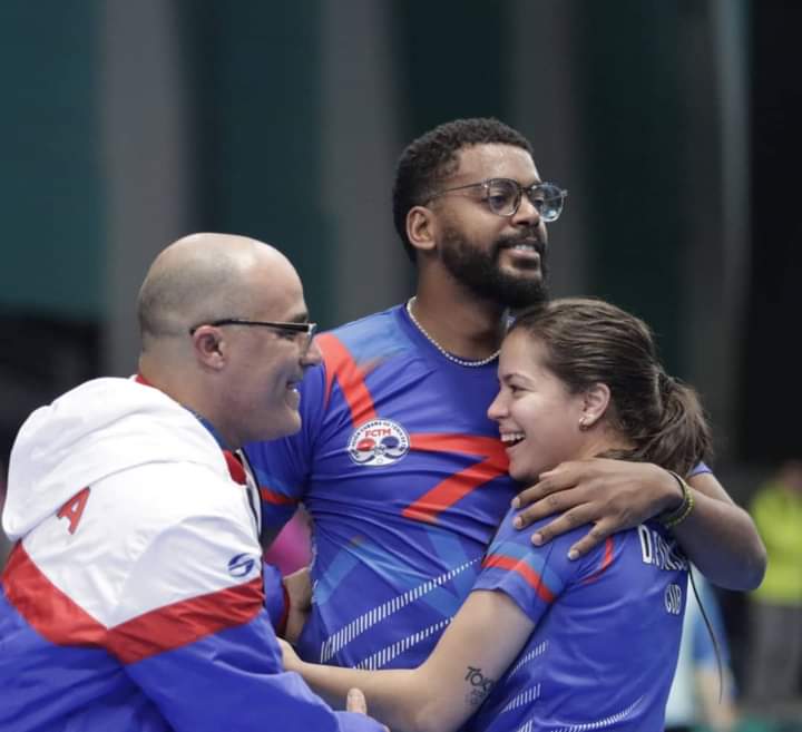 🇨🇺🏓Soberbia medalla de oro 🥇‼️ Cuba 🇨🇺 barre a Brasil 🇧🇷 en 4 sets y después de 28 años regresa a una final del tenis de mesa. Lo de estos muchachos es de quitarse el sombrero. Felicidades campeones 👏👏