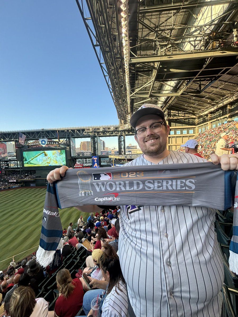ImhoffII's tweet photo. SNAKES ALIVE! #capitaloneultimatefan #sweepstakes Section 306, Row 18, Seats 14 &amp; 15 https://t.co/LZgj2vJH9i