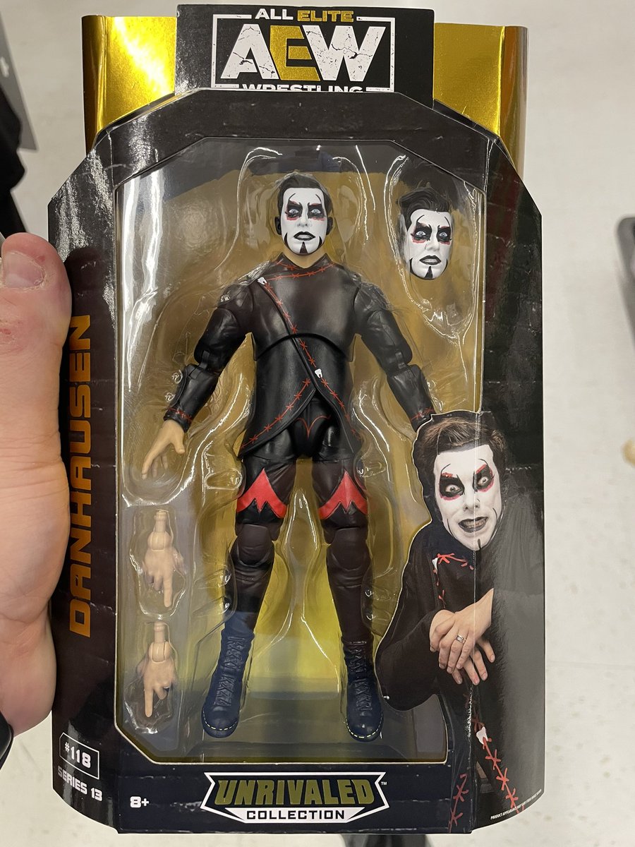 TPowellwrites's tweet photo. Finally found one in the wild @DanhausenAD ! It’s very nice and very evil indeed! https://t.co/YtM1m4gj3K