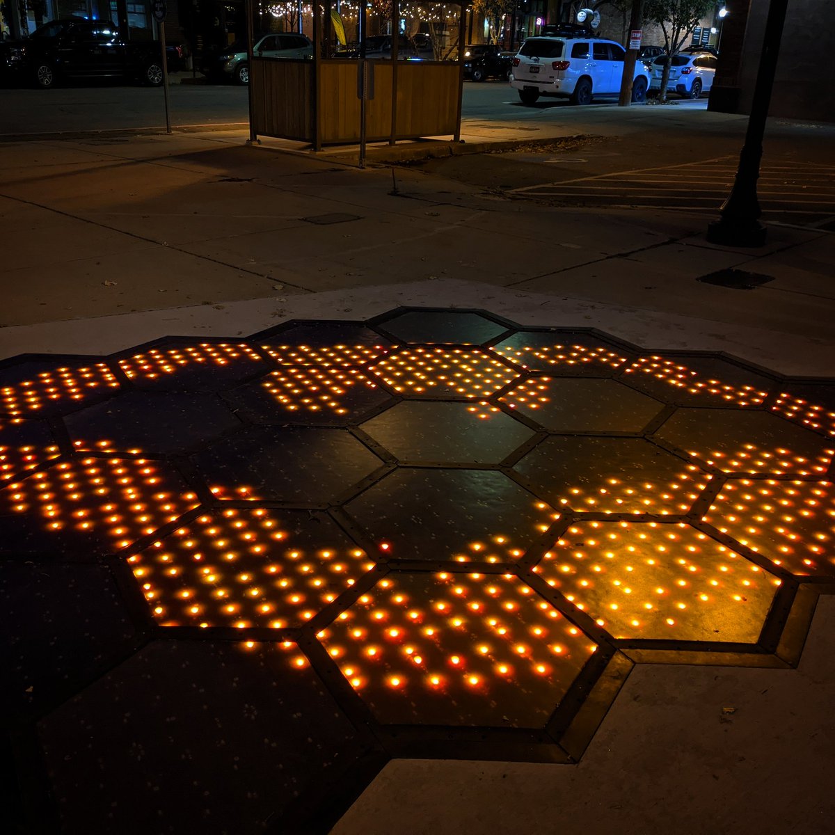 The 9th benefit of #SolarRoadways is #HolidayDecorating on #driveways #patios etc for all holidays!

#HappyHalloween Everybody!

Newsletter@SolarRoadways.com