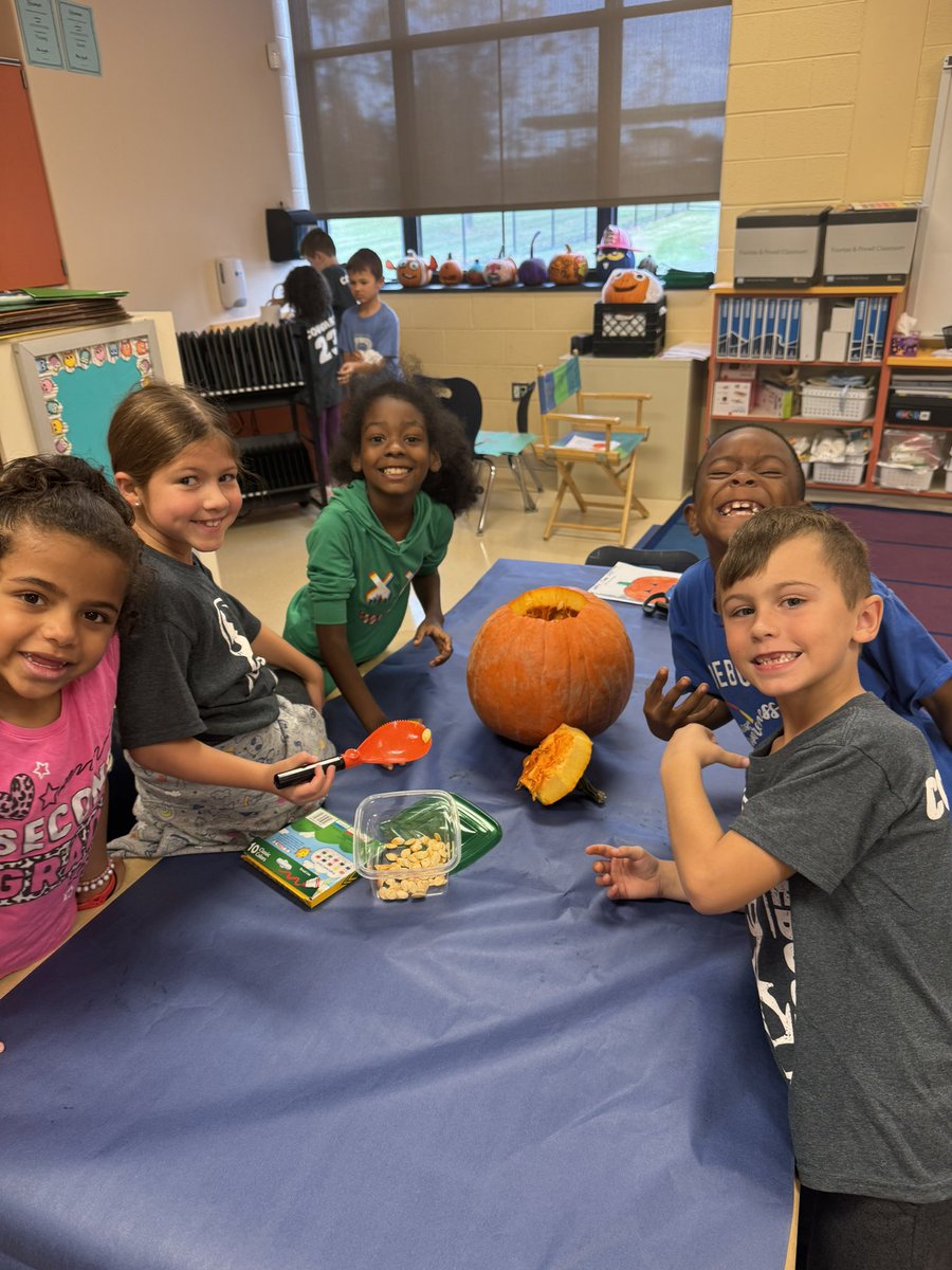 Mrs. Jennifer Smith tweet media