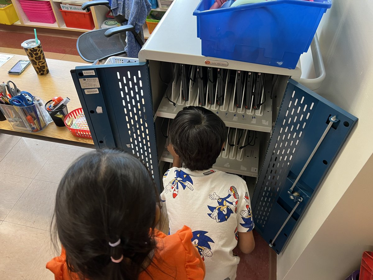 Stacey Weinberg tweet media