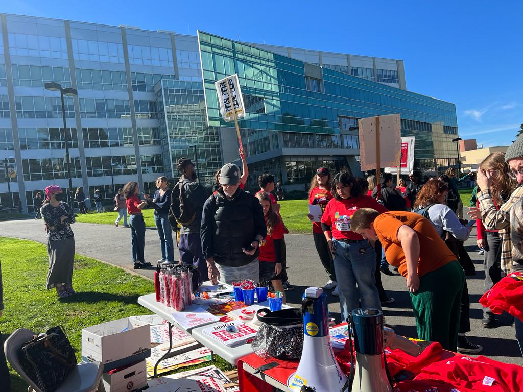 Congratulations to @cfa_united on voting for a strike authorization & for demonstrating the seriousness surrounding their demands! SEIU Local 99 stands in solidarity & supported several CSU campuses with their voting efforts. #solidarityseason #unions4all #faircontract #repost