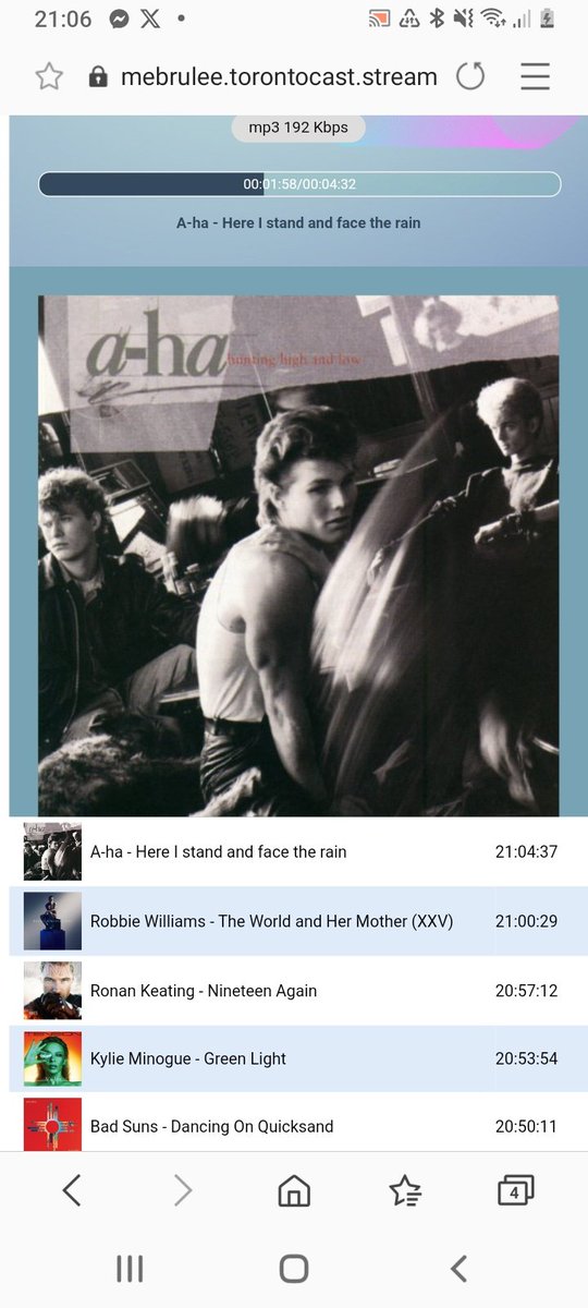 willowengirl's tweet image. As always playing @rcremebrulee  ❤❤ with great music 🎵🎵