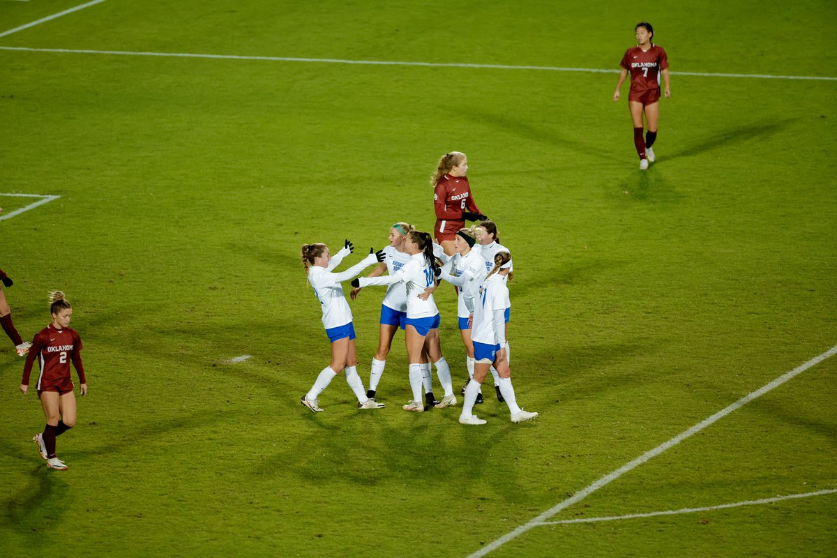byusoccer_w's tweet photo. Katoa puts some fire behind that ball☄️

📺 https://t.co/bG88xGl4mK https://t.co/FVHGM9HbC5