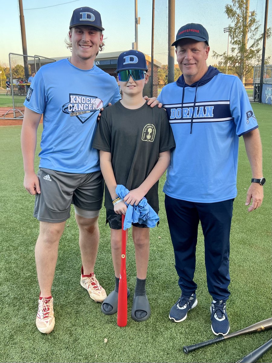 SpartDistrict6's tweet photo. When the Dorman Baseball team found out one of our D6 seventh graders, Griff Rousseau, had been recently diagnosed with leukemia, the Cavaliers stepped up to the plate to help Griff and his family. The #D6Family is #GriffStrong! https://t.co/miXrJwJ4ol