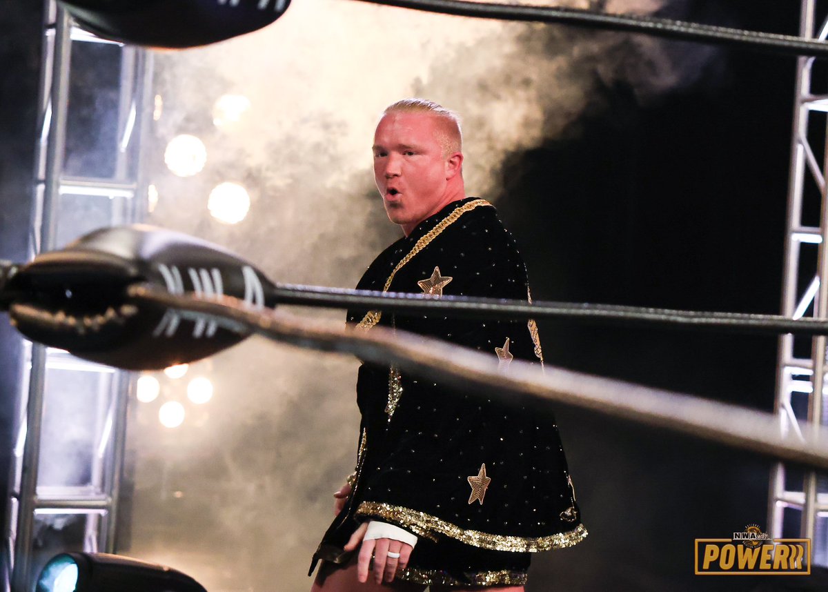 #GoldenBoy and @TheRealEC3 are hittin’ the #GoldenGallup into this week after going #OverBoy at @NWA #Samhain!

Sorry, I’ve a photo of the former not the latter. You’ll just need to take our word for it 😘.

‼️715%‼️

#NWA #Birthright #PureGold #GoldenEra #GoldenTruth #MidasTouch