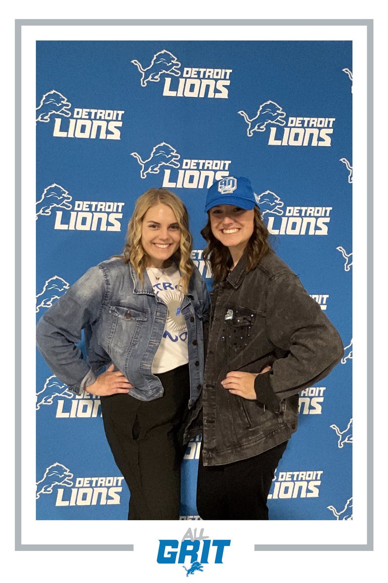 kstoll13's tweet photo. Let’s Go Lions! #OnePride https://t.co/zYMCeGCPzz