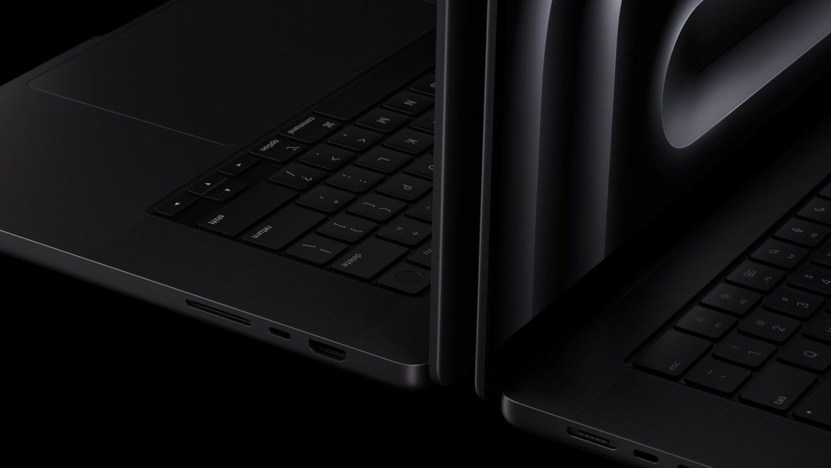 JayOhh_'s tweet photo. I don’t need a new MacBook Pro but this looks good 😅 https://t.co/KT4mzBl2Sb